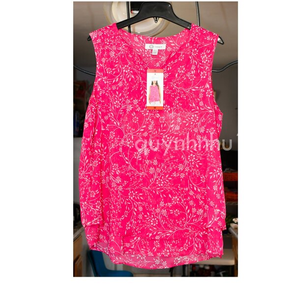 Cristina B Ladies' Sleeveless Blouse - Picture 2 of 8